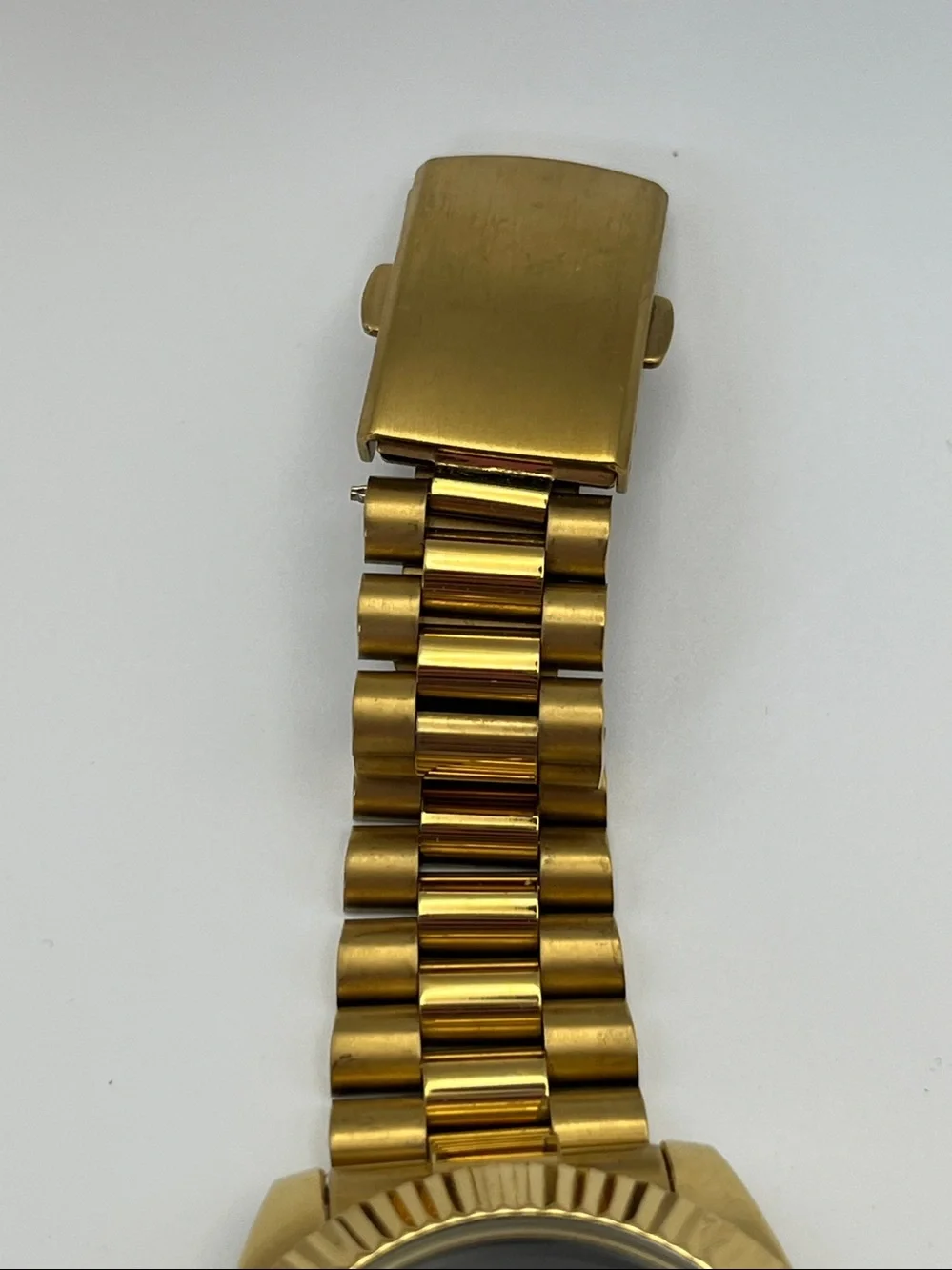 1985 Nibosi Gold Men's Watch with Black Dial and Day Display